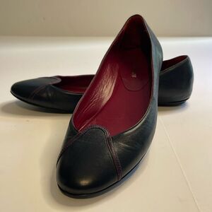 Delman Leather Flats.      EU 37 1/2